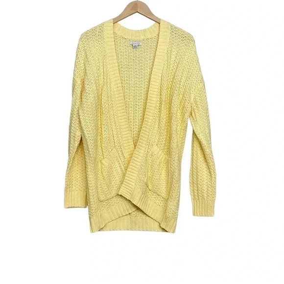 American Eagle Yellow Chunky Knit Cardigan Pockets Small - Picture 1 of 5